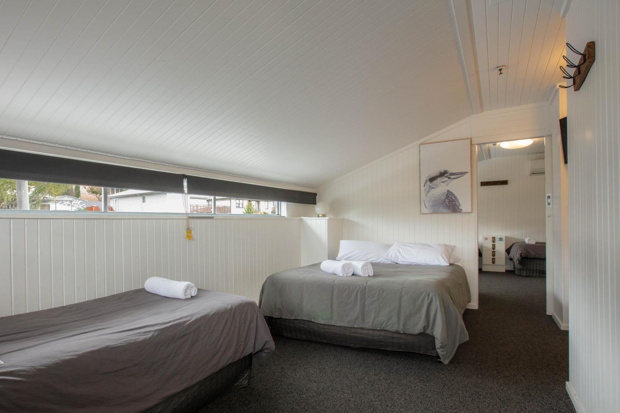 Kookaburra Lodge จินดาไบน์ ภายนอก รูปภาพ