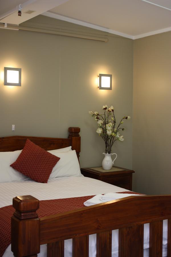 Kookaburra Lodge จินดาไบน์ ภายนอก รูปภาพ